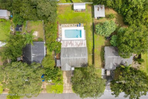 House in Titusville, Florida 2 bedrooms, 96.34 sq.m. № 1829948 - photo 3