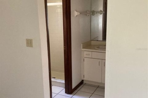 Appartement à louer à Longwood, Floride: 2 chambres, 110.37 m2 № 2426862 - photo 6