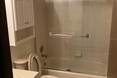 Appartement à louer à Longwood, Floride: 2 chambres, 110.37 m2 № 2426862 - photo 8