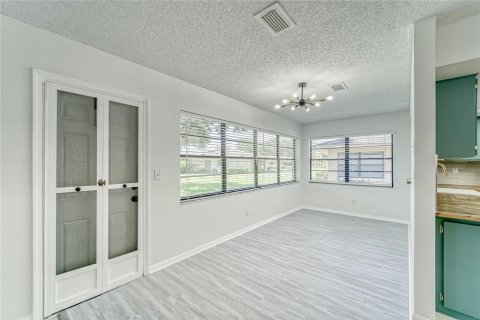 Condominio en alquiler en Sun City Center, Florida, 2 dormitorios, 152.55 m2 № 1910312 - foto 8