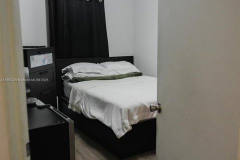 Condo in Miami, Florida, 3 bedrooms  № 1874889 - photo 7