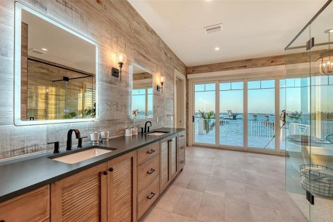 Casa en venta en Sarasota, Florida, 4 dormitorios, 404.96 m2 № 1525341 - foto 22