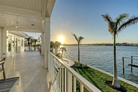 Casa en venta en Sarasota, Florida, 4 dormitorios, 404.96 m2 № 1525341 - foto 29