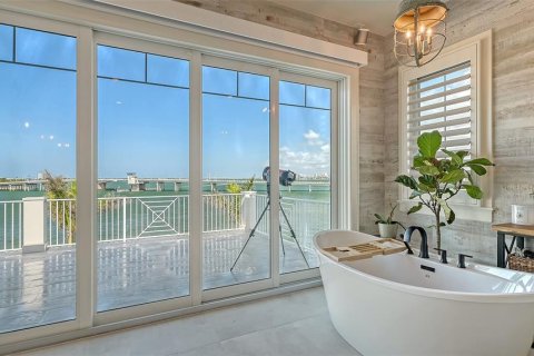Casa en venta en Sarasota, Florida, 4 dormitorios, 404.96 m2 № 1525341 - foto 25