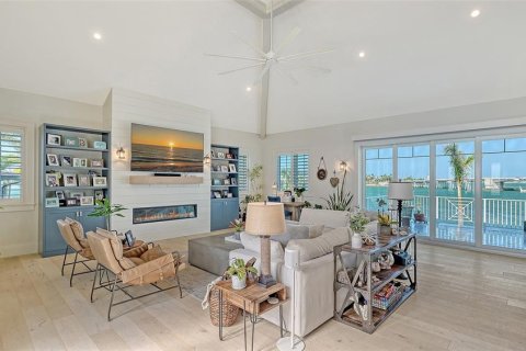 Casa en venta en Sarasota, Florida, 4 dormitorios, 404.96 m2 № 1525341 - foto 7
