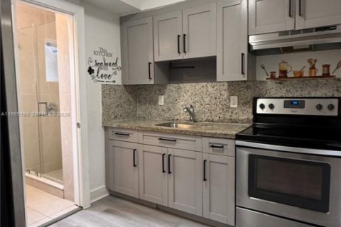 Apartamento en Miami, Florida 2 dormitorios, 92.9 m2 № 2027083