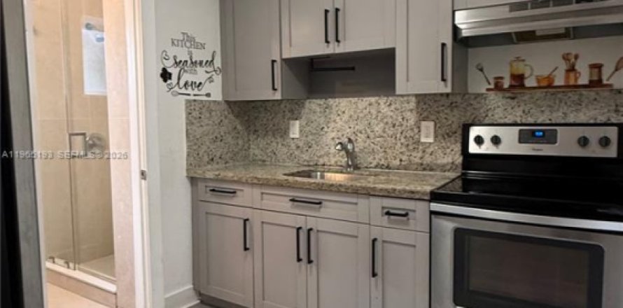 Apartamento en Miami, Florida 2 dormitorios, 92.9 m2 № 2027083