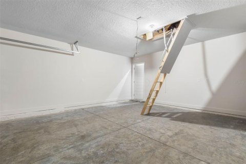 Casa en venta en Palm Coast, Florida, 3 dormitorios, 165.37 m2 № 2280227 - foto 25