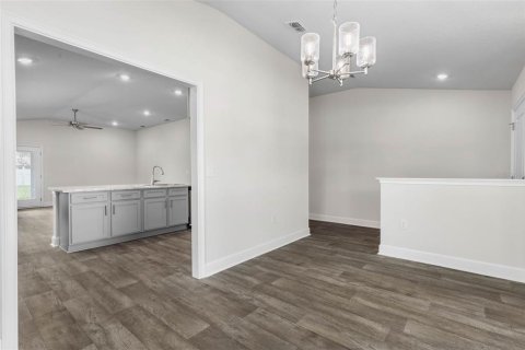 Casa en venta en Palm Coast, Florida, 3 dormitorios, 165.37 m2 № 2280227 - foto 4