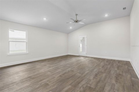 Casa en venta en Palm Coast, Florida, 3 dormitorios, 165.37 m2 № 2280227 - foto 9