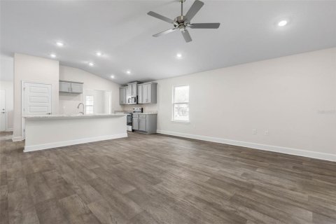 Casa en venta en Palm Coast, Florida, 3 dormitorios, 165.37 m2 № 2280227 - foto 11