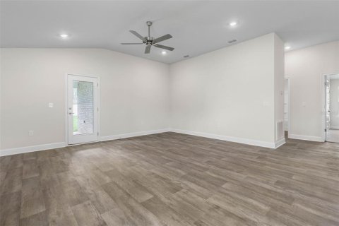 Casa en venta en Palm Coast, Florida, 3 dormitorios, 165.37 m2 № 2280227 - foto 10