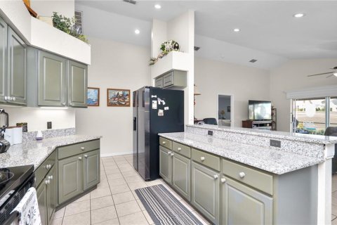 House in Lakeland, Florida 3 bedrooms, 163.32 sq.m. № 1903494 - photo 20