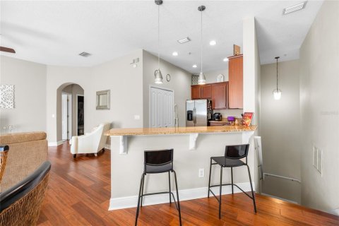 Condo in Orlando, Florida, 2 bedrooms № 2106061 - photo 10