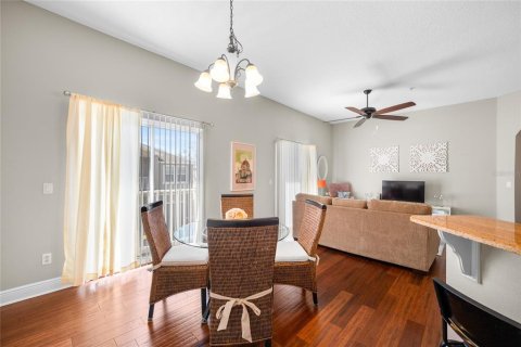 Condo in Orlando, Florida, 2 bedrooms № 2106061 - photo 2