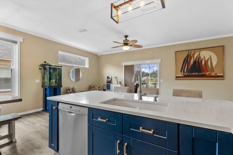 House in Lakewood Ranch, Florida 3 bedrooms, 205.22 sq.m. № 2403367 - photo 19