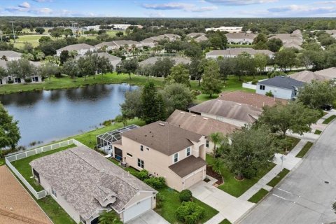 House in Lakewood Ranch, Florida 3 bedrooms, 205.22 sq.m. № 2403367 - photo 6