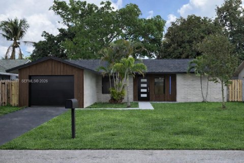 Villa ou maison à Sunrise, Floride 3 chambres, 112.23 m2 № 2091079