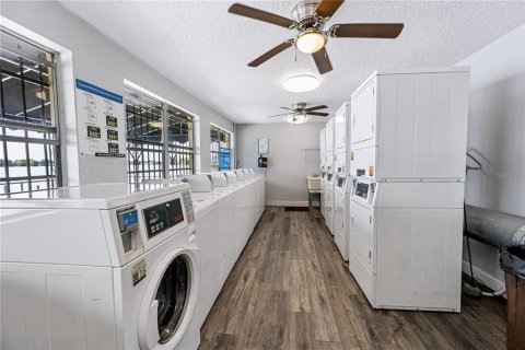 Condominio en venta en Winter Park, Florida, 2 dormitorios, 95.32 m2 № 2408669 - foto 2