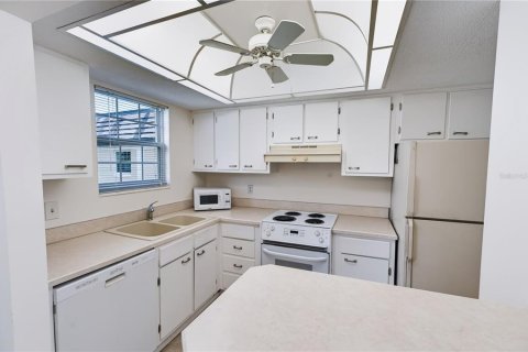 Condominio en venta en Winter Park, Florida, 2 dormitorios, 95.32 m2 № 2408669 - foto 12