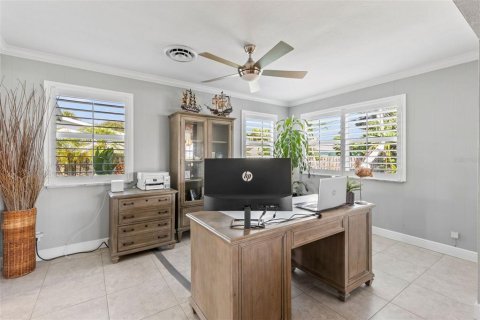 House in Ormond Beach, Florida 3 bedrooms, 183.2 sq.m. № 1919039 - photo 14