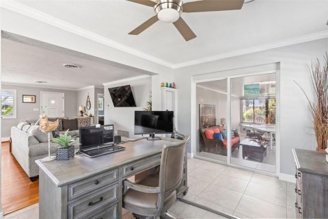House in Ormond Beach, Florida 3 bedrooms, 183.2 sq.m. № 1919039 - photo 15