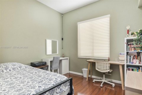 Casa en venta en Weston, Florida, 4 dormitorios, 172.71 m2 № 1983130 - foto 22