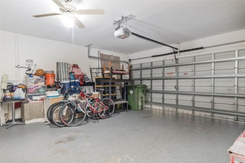 Casa en venta en Weston, Florida, 4 dormitorios, 172.71 m2 № 1983130 - foto 27