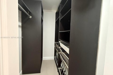 Купить виллу или дом в Майами, Флорида 3 спальни, 145.02м2, № 2056050 - фото 10