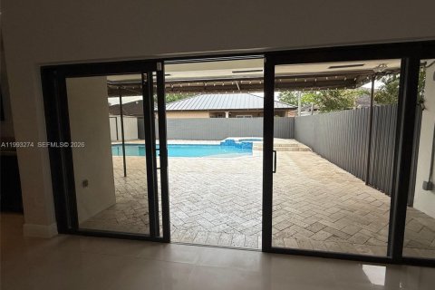 Купить виллу или дом в Майами, Флорида 3 спальни, 145.02м2, № 2056050 - фото 16