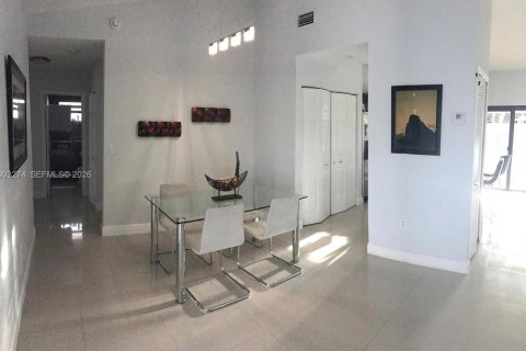 Купить виллу или дом в Майами, Флорида 3 спальни, 145.02м2, № 2056050 - фото 4