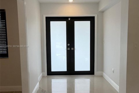 Купить виллу или дом в Майами, Флорида 3 спальни, 145.02м2, № 2056050 - фото 3