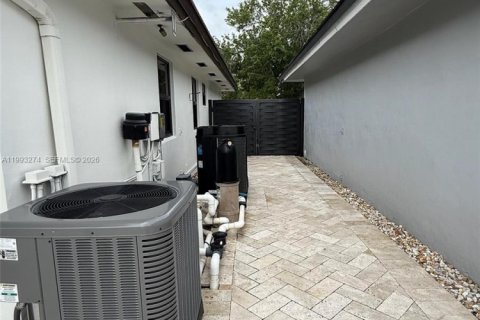 Купить виллу или дом в Майами, Флорида 3 спальни, 145.02м2, № 2056050 - фото 20