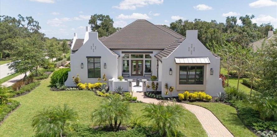 House in Sarasota, Florida 4 bedrooms, 317.26 sq.m. № 2386711