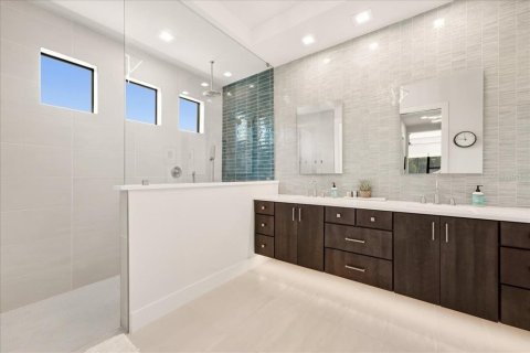 House in Sarasota, Florida 4 bedrooms, 317.26 sq.m. № 2386711 - photo 19
