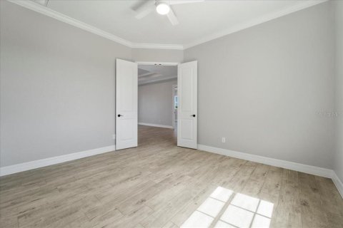 House in Port Charlotte, Florida 4 bedrooms, 193.7 sq.m. № 1724062 - photo 27