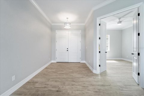 House in Port Charlotte, Florida 4 bedrooms, 193.7 sq.m. № 1724062 - photo 7