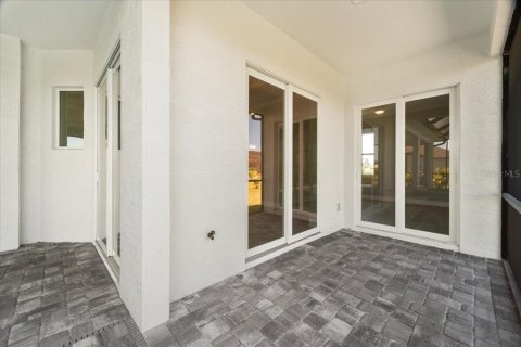 House in Port Charlotte, Florida 4 bedrooms, 193.7 sq.m. № 1724062 - photo 12