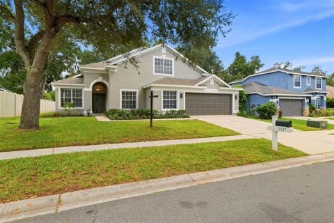 Casa en Brandon, Florida 4 dormitorios, 243.22 m2 № 2369693