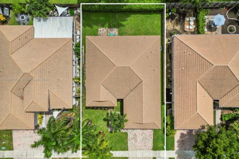 Casa en venta en Homestead, Florida, 3 dormitorios, 170.29 m2 № 1892871 - foto 6