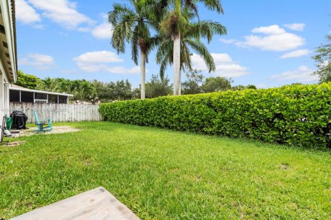 Casa en venta en Homestead, Florida, 3 dormitorios, 170.29 m2 № 1892871 - foto 24