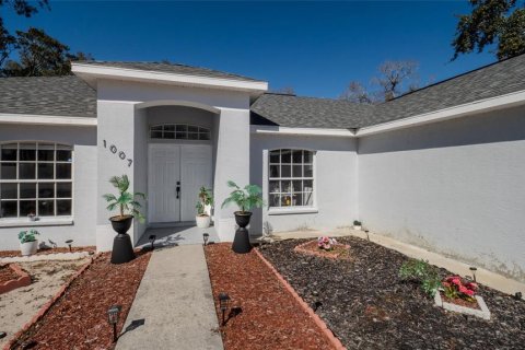 Villa ou maison à vendre à Spring Hill, Floride: 3 chambres, 141.4 m2 № 2279942 - photo 5