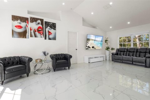 Villa ou maison à vendre à Spring Hill, Floride: 3 chambres, 141.4 m2 № 2279942 - photo 8