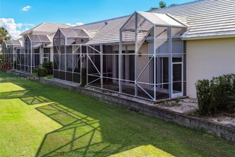 Townhouse in Boca Raton, Florida 4 bedrooms, 194.07 sq.m. № 1947288 - photo 15