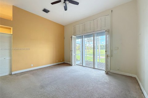 Townhouse in Boca Raton, Florida 4 bedrooms, 194.07 sq.m. № 1947288 - photo 18