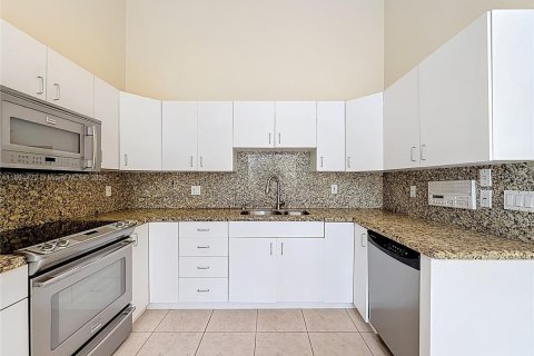 Townhouse in Boca Raton, Florida 4 bedrooms, 194.07 sq.m. № 1947288 - photo 13