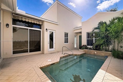 Townhouse in Boca Raton, Florida 4 bedrooms, 194.07 sq.m. № 1947288 - photo 6