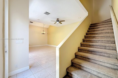 Townhouse in Boca Raton, Florida 4 bedrooms, 194.07 sq.m. № 1947288 - photo 26
