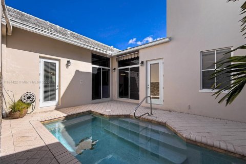 Townhouse in Boca Raton, Florida 4 bedrooms, 194.07 sq.m. № 1947288 - photo 5