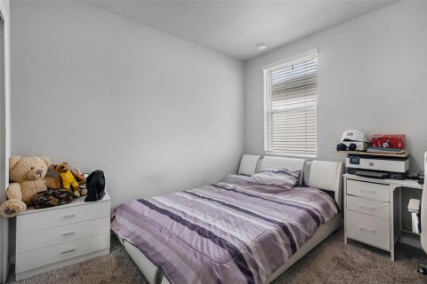 Villa ou maison à vendre à Haines City, Floride: 4 chambres, 170.94 m2 № 2405215 - photo 17